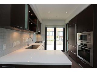 Photo 3: 6350 ASH Street in Vancouver: Oakridge VW Townhouse for sale (Vancouver West)  : MLS®# V1004365