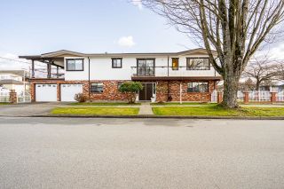 Photo 1: 688 CARLETON Avenue in Burnaby: Willingdon Heights House for sale (Burnaby North)  : MLS®# R2760975