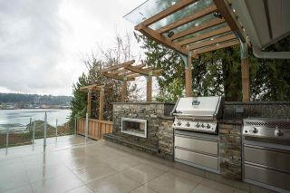 Photo 16: 664 IOCO Road in Port Moody: North Shore Pt Moody House for sale : MLS®# R2041556
