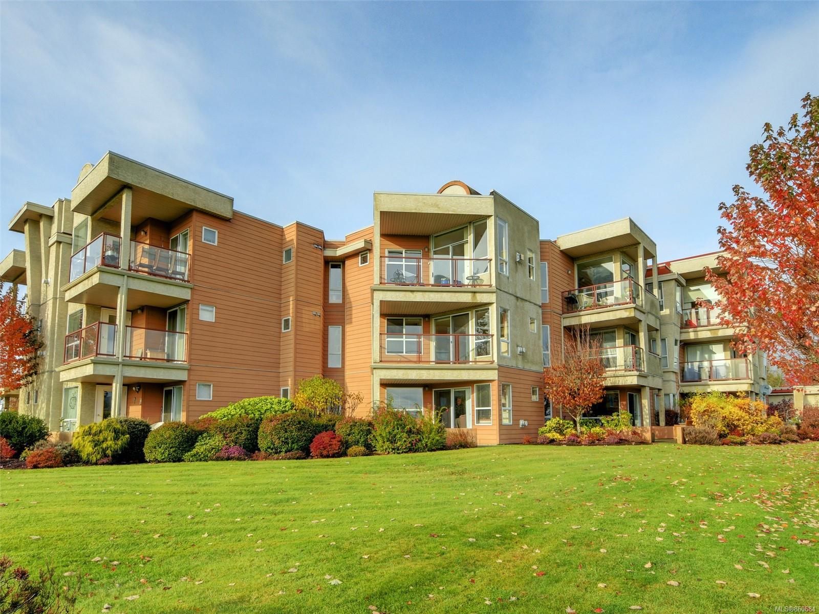 Main Photo: 206 6585 Country Rd in Sooke: Sk Sooke Vill Core Condo for sale : MLS®# 860684