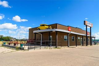 Photo 3: 400 Memorial Drive in Winkler: Industrial / Commercial / Investment for sale (R35 - South Central Plains)  : MLS®# 202330579