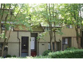 Photo 2: 8141 EXPLORERS WALK in Cartier Place: Champlain Heights Townhouse for sale ()  : MLS®# V969969