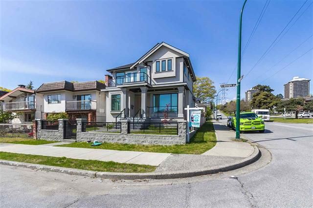Main Photo: 3691 E Georgia Street in Vancouver: Renfrew VE House for sale (Vancouver East)  : MLS®# R2418689