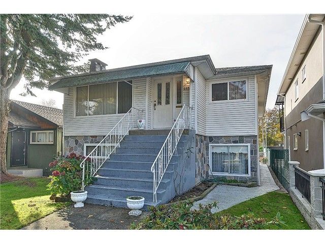 Main Photo: 4455 ATLIN Street in Vancouver: Renfrew Heights House for sale (Vancouver East)  : MLS®# V1033103