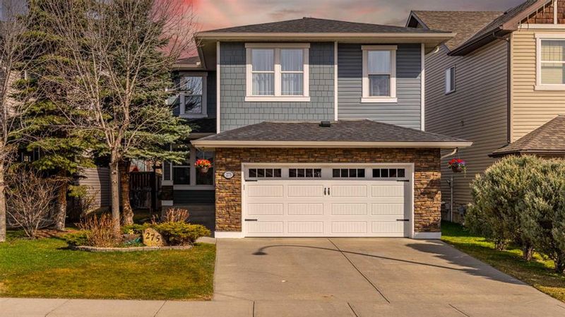 FEATURED LISTING: 275 Chapalina Terrace Southeast Calgary