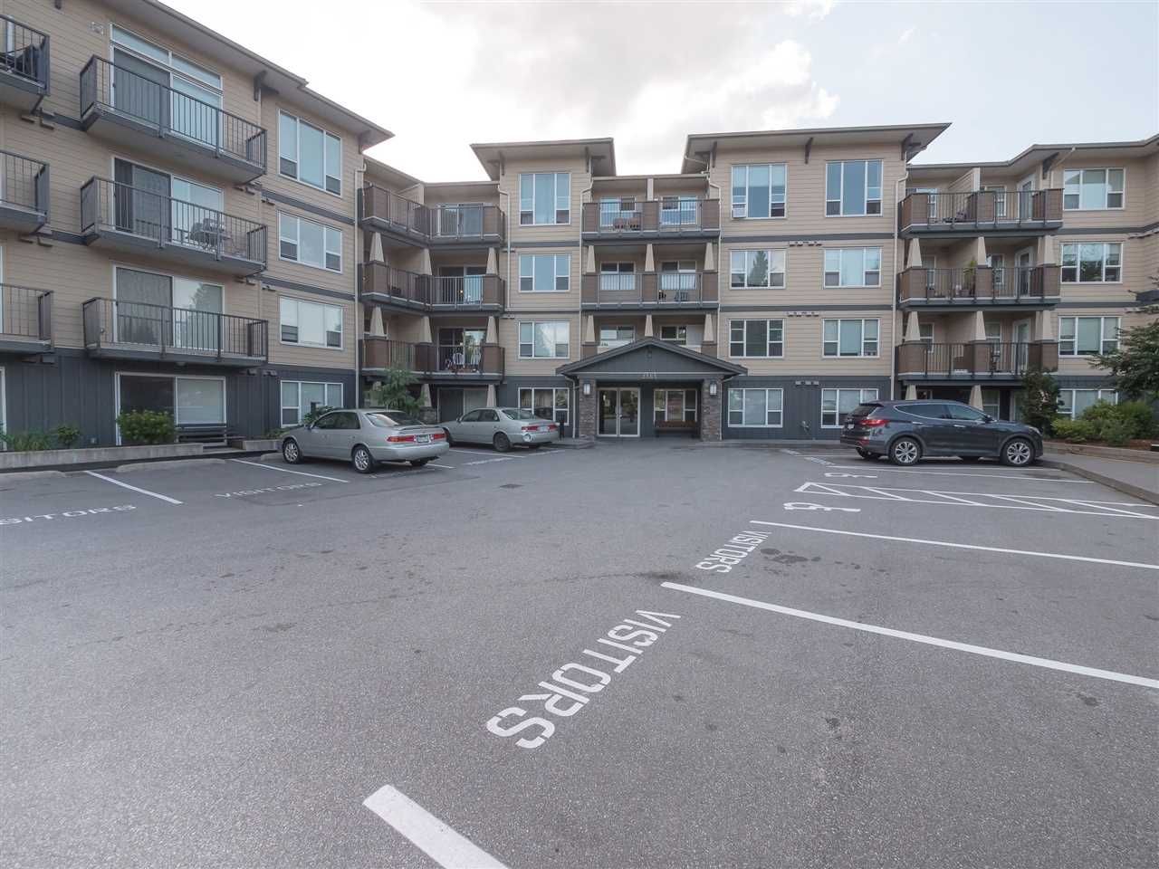 Main Photo: 417 2565 CAMPBELL Avenue in Abbotsford: Central Abbotsford Condo for sale in "Abacus Uptown" : MLS®# R2396426