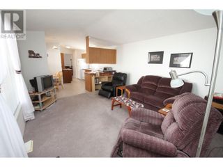 Photo 9: 8598 Hwy 97 Unit# 68 in Oliver: House for sale : MLS®# 10310336