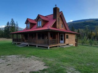 Photo 3: 2200 S YELLOWHEAD HIGHWAY: Clearwater House for sale (North East)  : MLS®# 175328