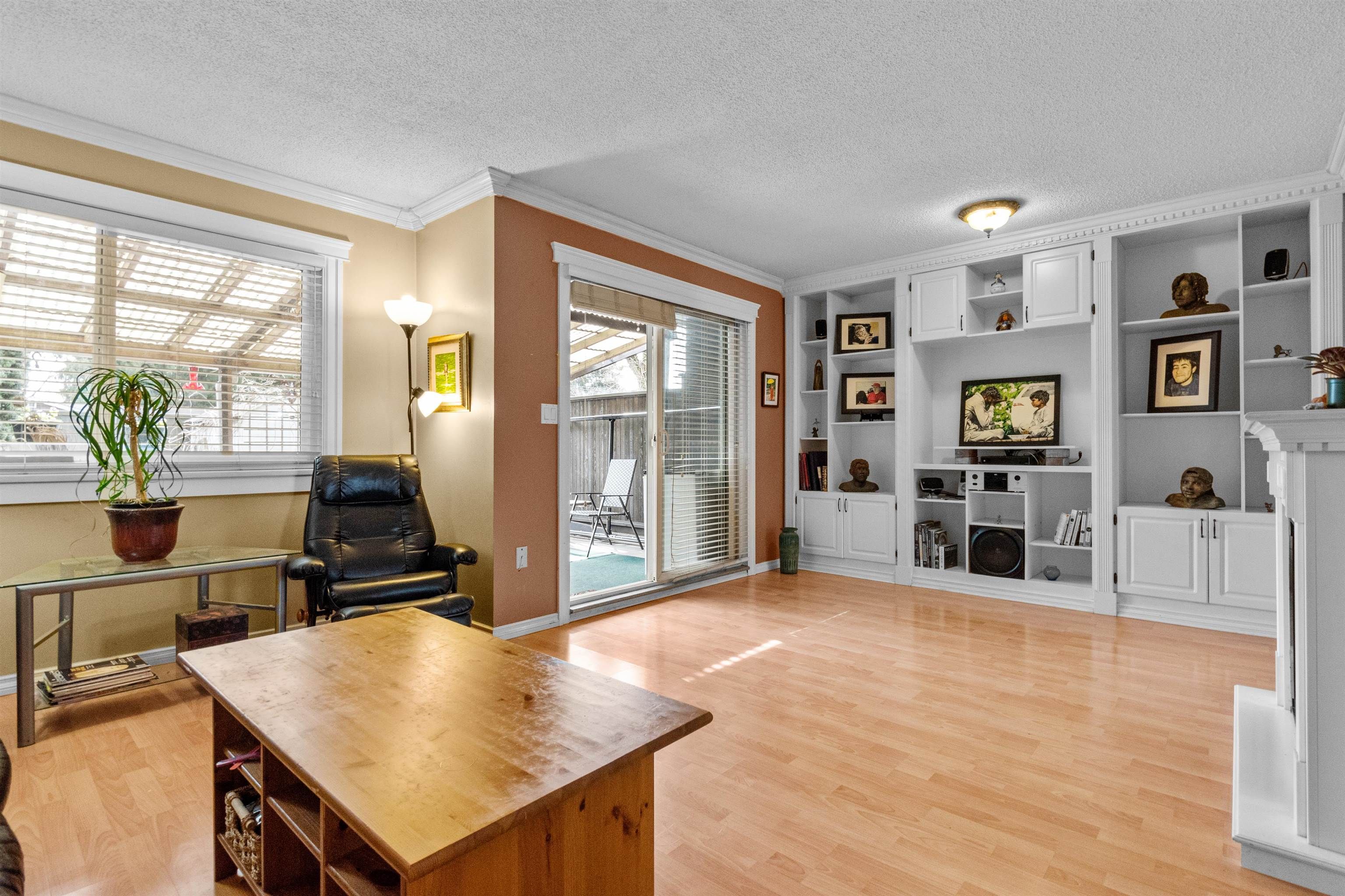Main Photo: 12 2957 OXFORD Street in Port Coquitlam: Glenwood PQ Townhouse for sale in "KIMMEL Court" : MLS®# R2761131