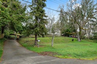 Photo 4: 961 Lakeview Ave in Saanich: SE High Quadra House for sale (Saanich East)  : MLS®# 927089