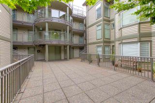 Photo 18: 207 888 W 13TH Avenue in Vancouver: Fairview VW Condo for sale in "CASABLANCA" (Vancouver West)  : MLS®# R2485029