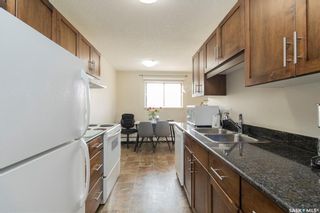 Photo 2: 306 2318 Arlington Avenue in Saskatoon: Nutana S.C. Residential for sale : MLS®# SK945759