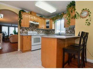 Photo 5: 21546 50A Avenue in Langley: Murrayville House for sale in "MURRAYVILLE" : MLS®# F1306843