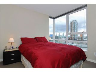 Photo 5: 802 939 EXPO Boulevard in Vancouver: Downtown VW Condo for sale in "Max II" (Vancouver West)  : MLS®# V877511