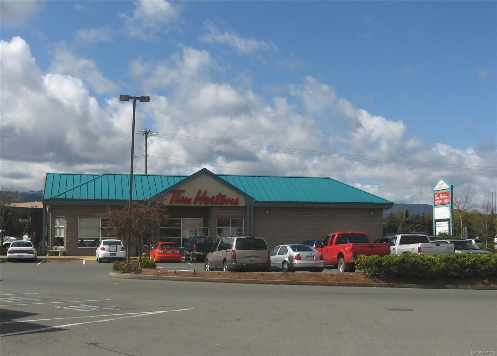 Main Photo: 2 & 3 2628 Beverly St in Duncan: Du East Duncan Retail for lease : MLS®# 915228