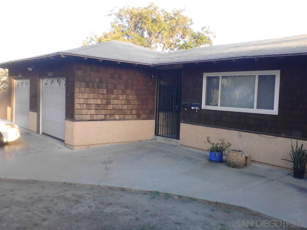 Main Photo: NORTH PARK House for rent : 2 bedrooms : 3695 Myrtle Ave in San Diego