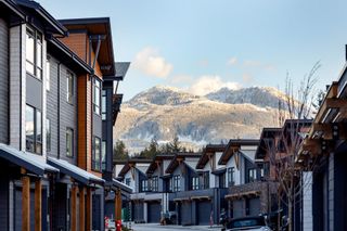 Photo 40: 41247 HIGHLINE Place in Squamish: Tantalus 1/2 Duplex for sale in "HIGHLINE AT GARIBALDI SPRINGS" : MLS®# R2856366
