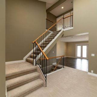 Photo 4: 148 RADCLIFFE Place SE in Calgary: Albert Park/Radisson Heights Detached for sale : MLS®# C4306448