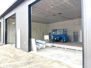 Photo 5: 261 Barkman Avenue in Kleefeld: Industrial / Commercial / Investment for lease (R16)  : MLS®# 202331034