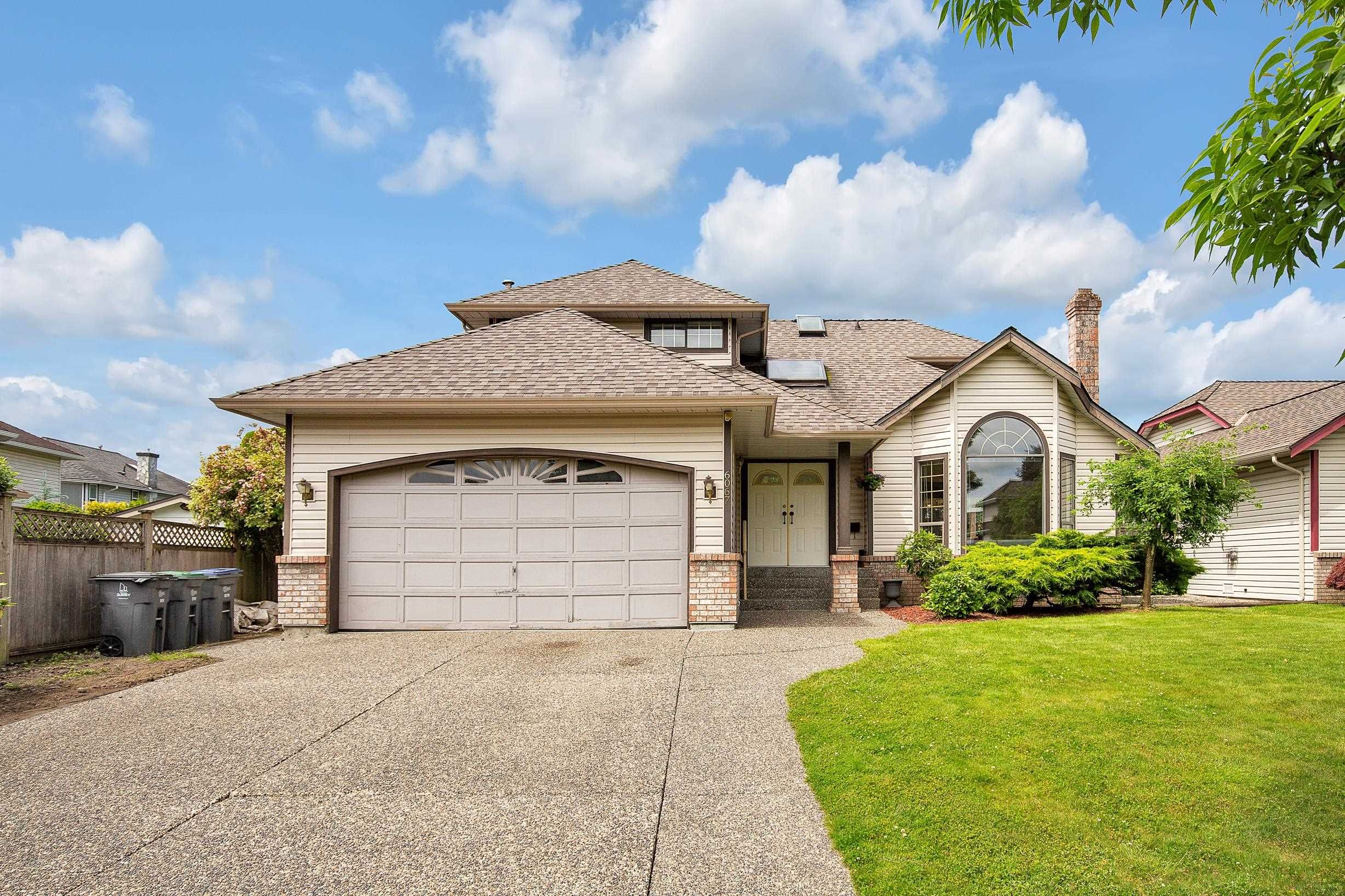 Main Photo: 6067 185B Street in Surrey: Cloverdale BC House for sale in "Eaglecrest" (Cloverdale)  : MLS®# R2702629