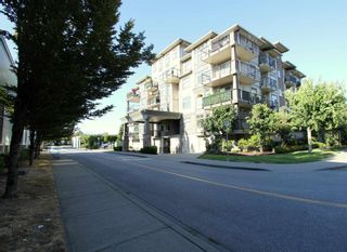 Photo 3: 302 9060 BIRCH Street in Chilliwack: Chilliwack W Young-Well Condo for sale in "ASPEN GROVE" : MLS®# R2603096