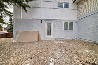 Photo 3: 4320 4A Avenue SE in Calgary: Forest Heights Row/Townhouse for sale : MLS®# A2129678