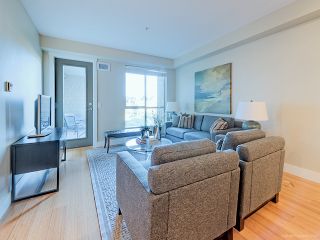 Photo 7: 307 6268 EAGLES Drive in Vancouver: University VW Condo for sale in "Clements Green" (Vancouver West)  : MLS®# V1039789
