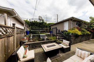 Photo 15: 232 W 24TH Street in North Vancouver: Central Lonsdale House for sale : MLS®# R2701070
