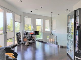 Photo 10: 3815 VENABLES Street in Burnaby: Willingdon Heights House for sale (Burnaby North)  : MLS®# R2736824