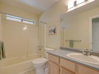 Photo 18: 418 6880 Wallace Dr in Central Saanich: CS Brentwood Bay Row/Townhouse for sale : MLS®# 913010
