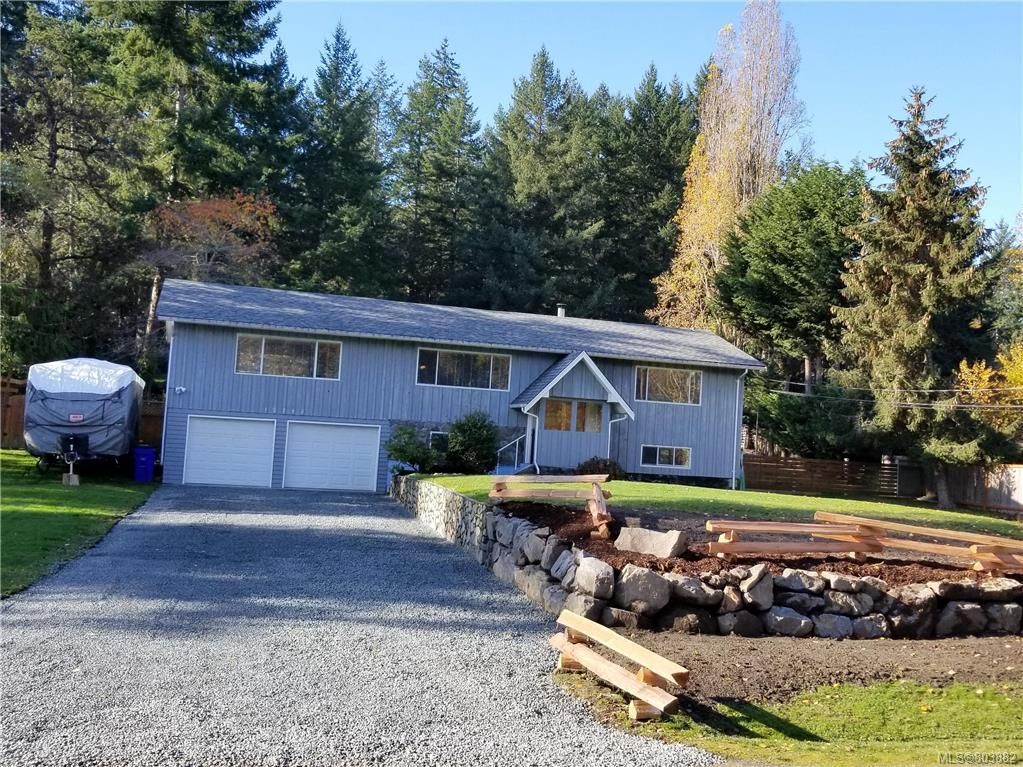 Main Photo: 10760 Derrick Rd in North Saanich: NS Deep Cove House for sale : MLS®# 803882