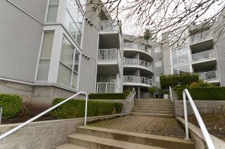 Photo 2: 207 8420 JELLICOE Street in Vancouver: South Marine Condo for sale in "Boardwalk" (Vancouver East)  : MLS®# R2749619
