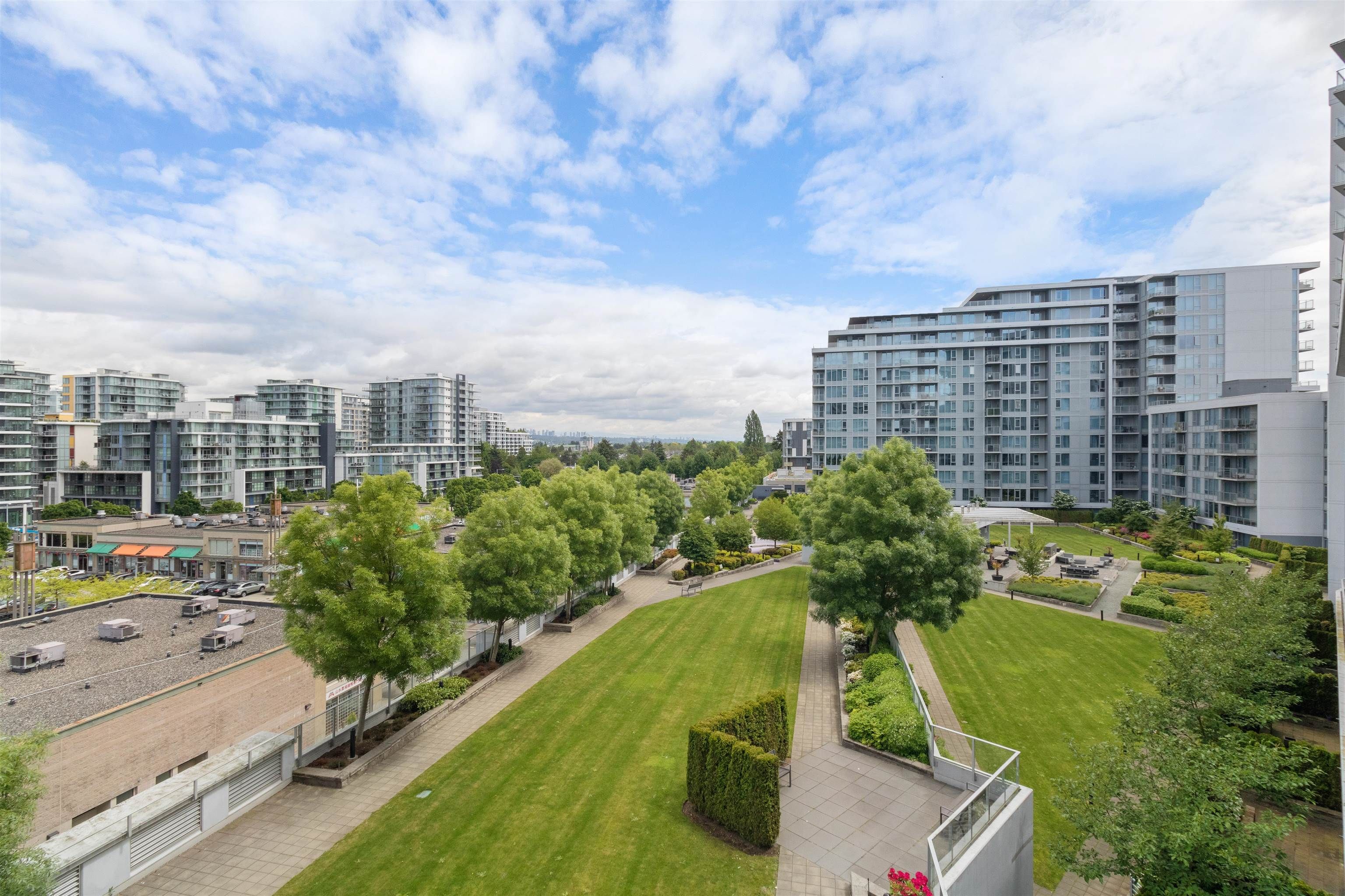 Main Photo: 801 8333 SWEET Avenue in Richmond: West Cambie Condo for sale : MLS®# R2716789