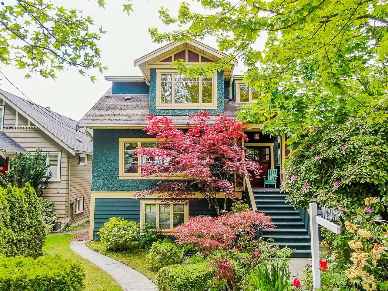Main Photo: 3907 TUPPER Street in Vancouver: Cambie House for sale in "Douglas Park" (Vancouver West)  : MLS®# R2697228