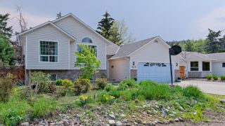 Photo 2: 3219 Stonegate Court, in West Kelowna: House for sale : MLS®# 10275433