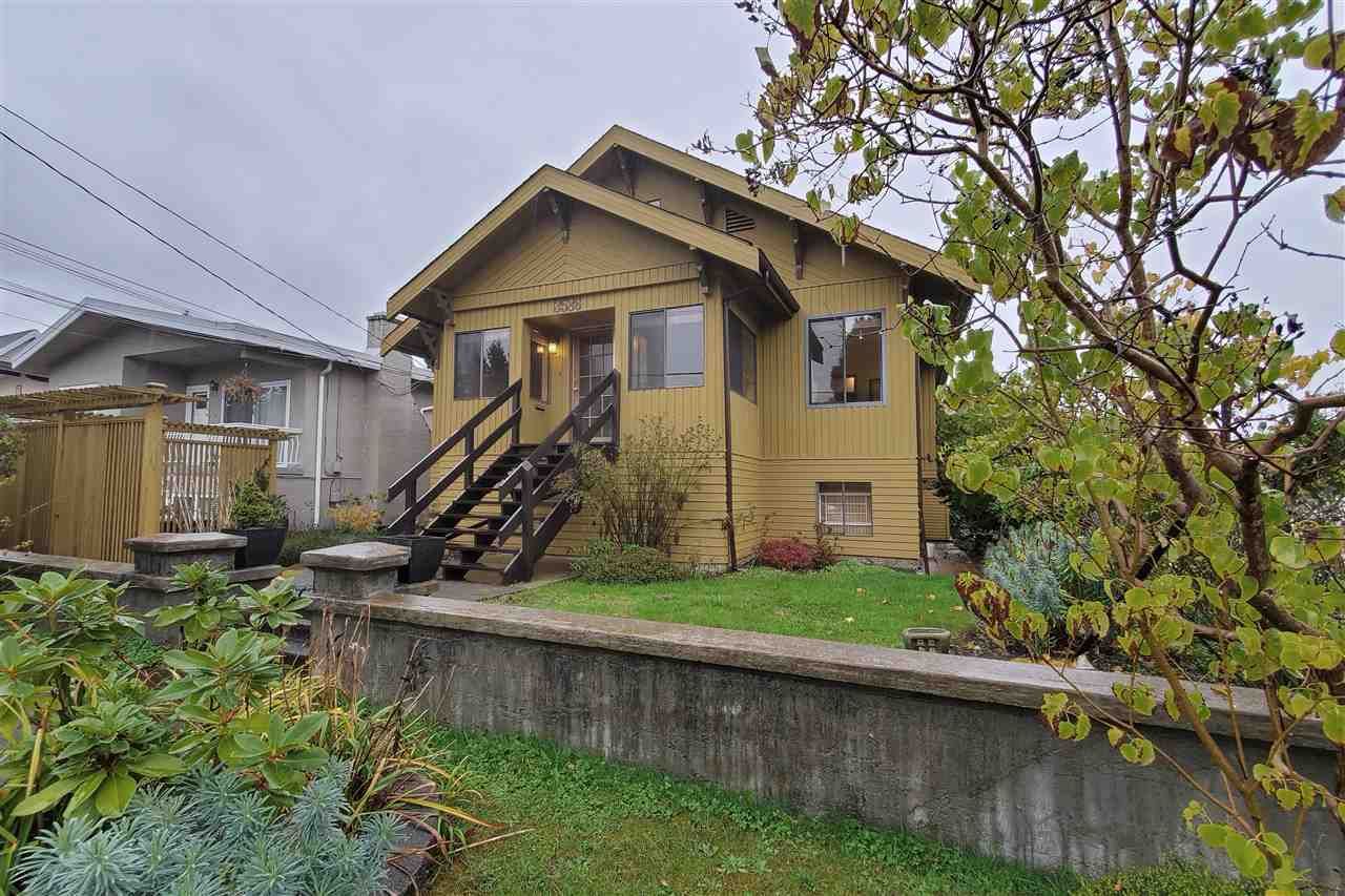 Main Photo: 3586 BELLA-VISTA Street in Vancouver: Knight House for sale (Vancouver East)  : MLS®# R2415260
