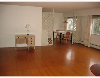 Photo 3: 303 2825 SPRUCE Street in Vancouver: Fairview VW Condo for sale (Vancouver West)  : MLS®# V687821