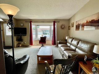 Photo 11: 31 Garry Place in Yorkton: Weinmaster Park Residential for sale : MLS®# SK935459