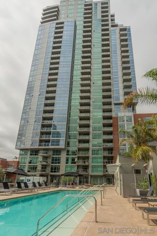 Photo 17: DOWNTOWN Condo for rent : 1 bedrooms : 800 The Mark #1408 in San Diego