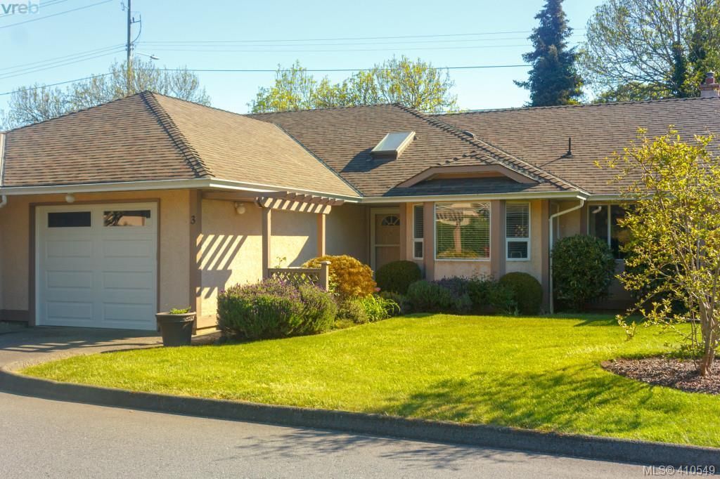 Main Photo: 3 4120 Interurban Rd in VICTORIA: SW Strawberry Vale Row/Townhouse for sale (Saanich West)  : MLS®# 813844
