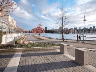 Photo 19: 1510 HOMER Mews in Vancouver: Yaletown Townhouse for sale in "THE ERICKSON" (Vancouver West)  : MLS®# R2334028