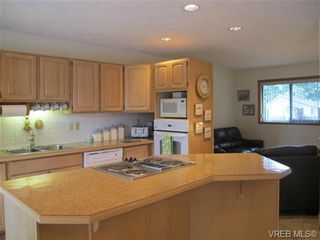 Photo 6: 4818 Cordova Bay Rd in VICTORIA: SE Sunnymead House for sale (Saanich East)  : MLS®# 695844