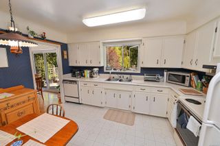 Photo 9: 1675 Richardson St in Victoria: Vi Fairfield East House for sale : MLS®# 904757