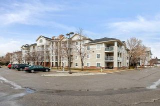 Photo 3: 409 17 Country Village Bay NE in Calgary: Country Hills Village Apartment for sale : MLS®# A2120461