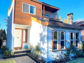 Main Photo: 1923 CHESTERFIELD Avenue in North Vancouver: Central Lonsdale House for sale : MLS®# R2741031