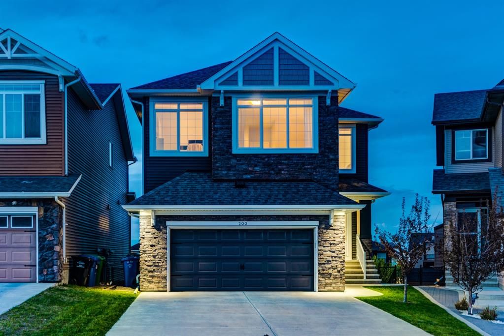 Main Photo: 200 Nolancrest Heights NW in Calgary: Nolan Hill Detached for sale : MLS®# A1221666