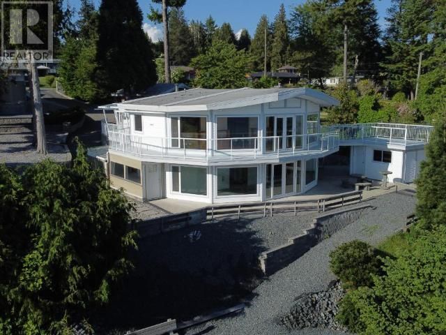 Main Photo: 9661 RANDOM ROAD in Powell River: House for sale : MLS®# 17289