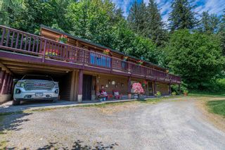 Photo 2: 1621 COLUMBIA VALLEY Road in Columbia Valley: Cultus Lake South House for sale (Cultus Lake & Area)  : MLS®# R2709969