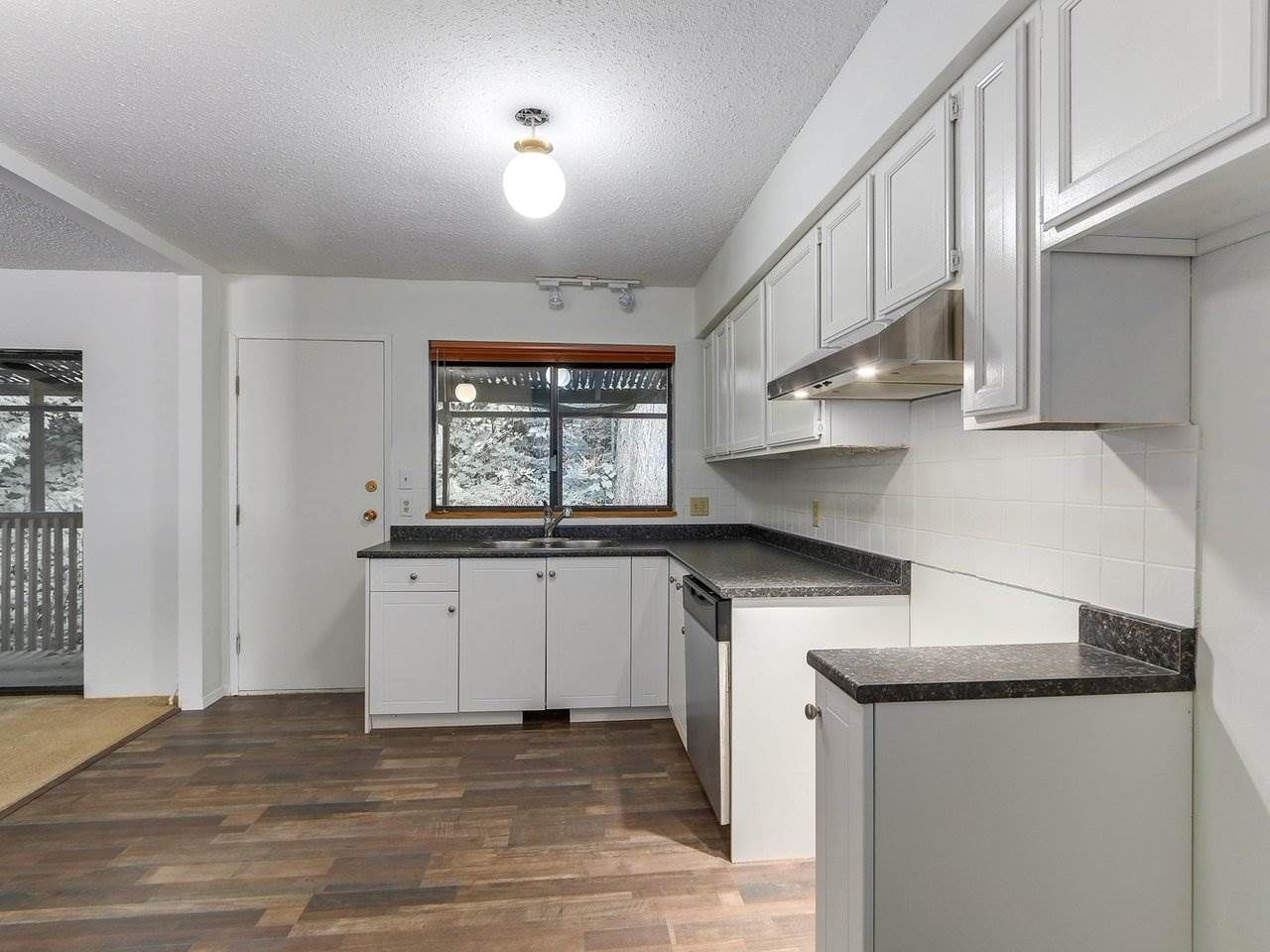 Photo 8: Photos: 2026 FLYNN Place in North Vancouver: Pemberton NV House for sale : MLS®# R2331925