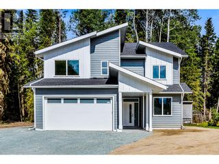 Photo 1: 8384 CANTLE ROAD in Prince George: House for sale : MLS®# R2838577
